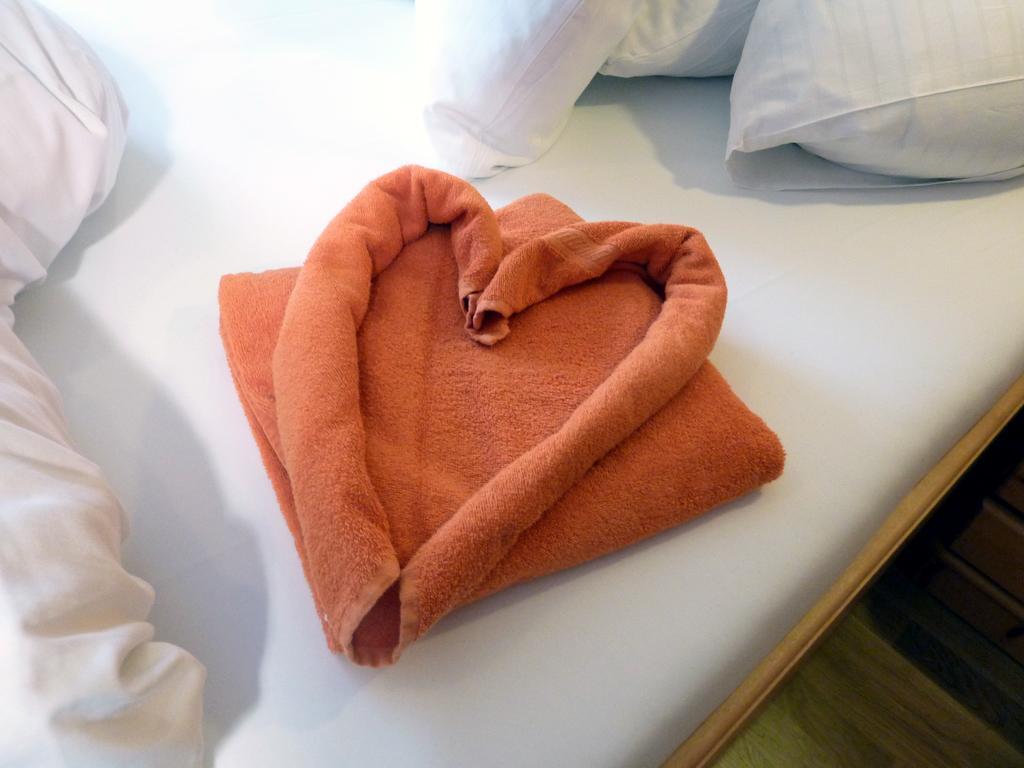Aparthotel Bernhof オーバータウエルン エクステリア 写真
