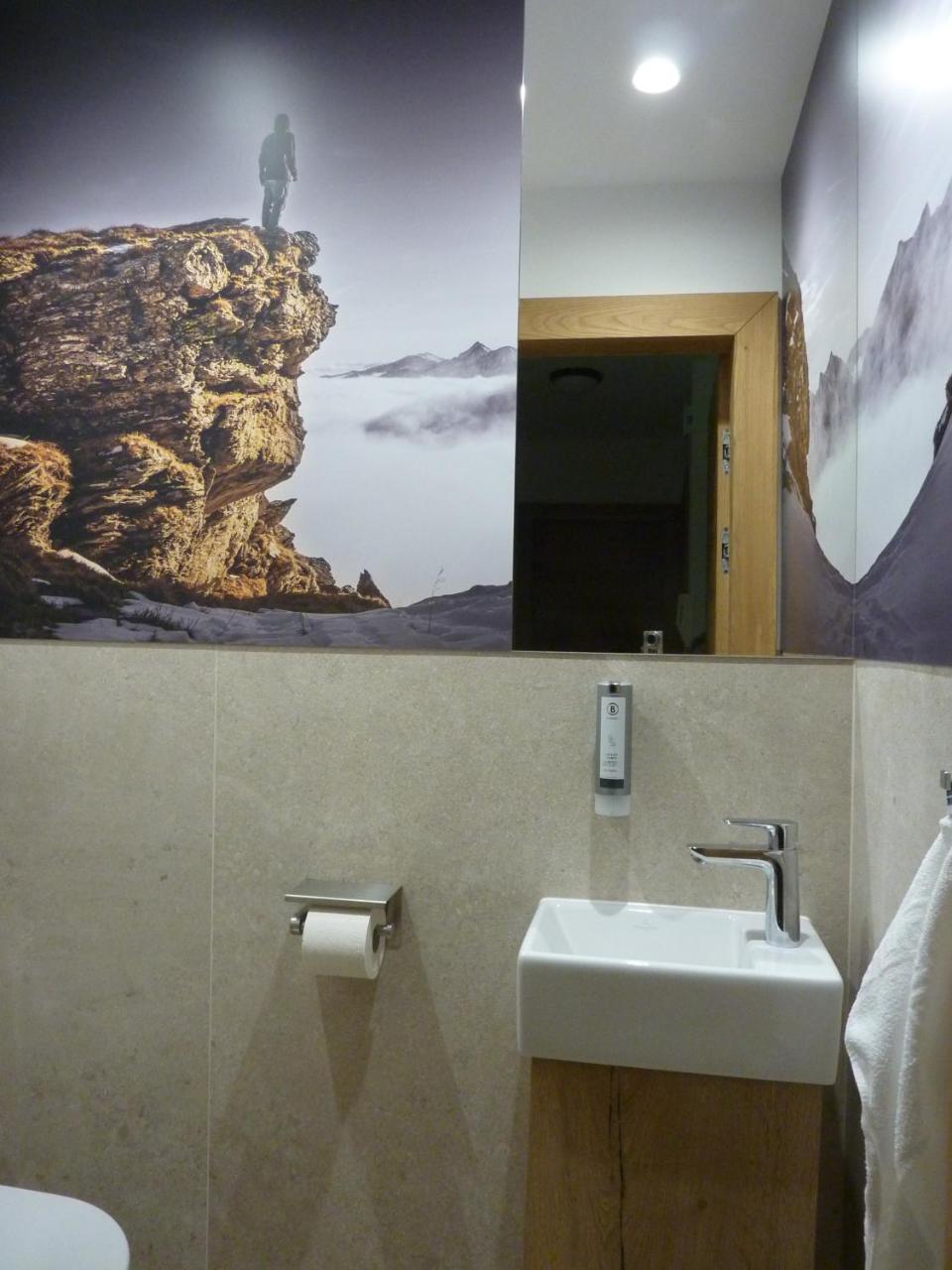 Aparthotel Bernhof オーバータウエルン エクステリア 写真